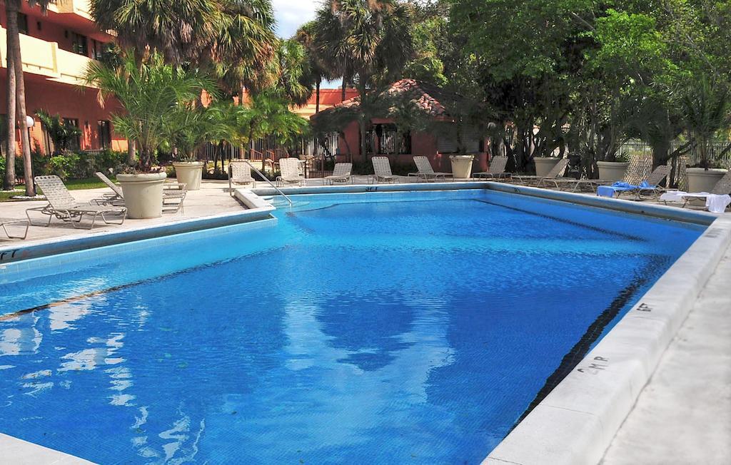 Chateau Mar Golf Resort, Trademark Collection By Wyndham Lauderhill Ngoại thất bức ảnh